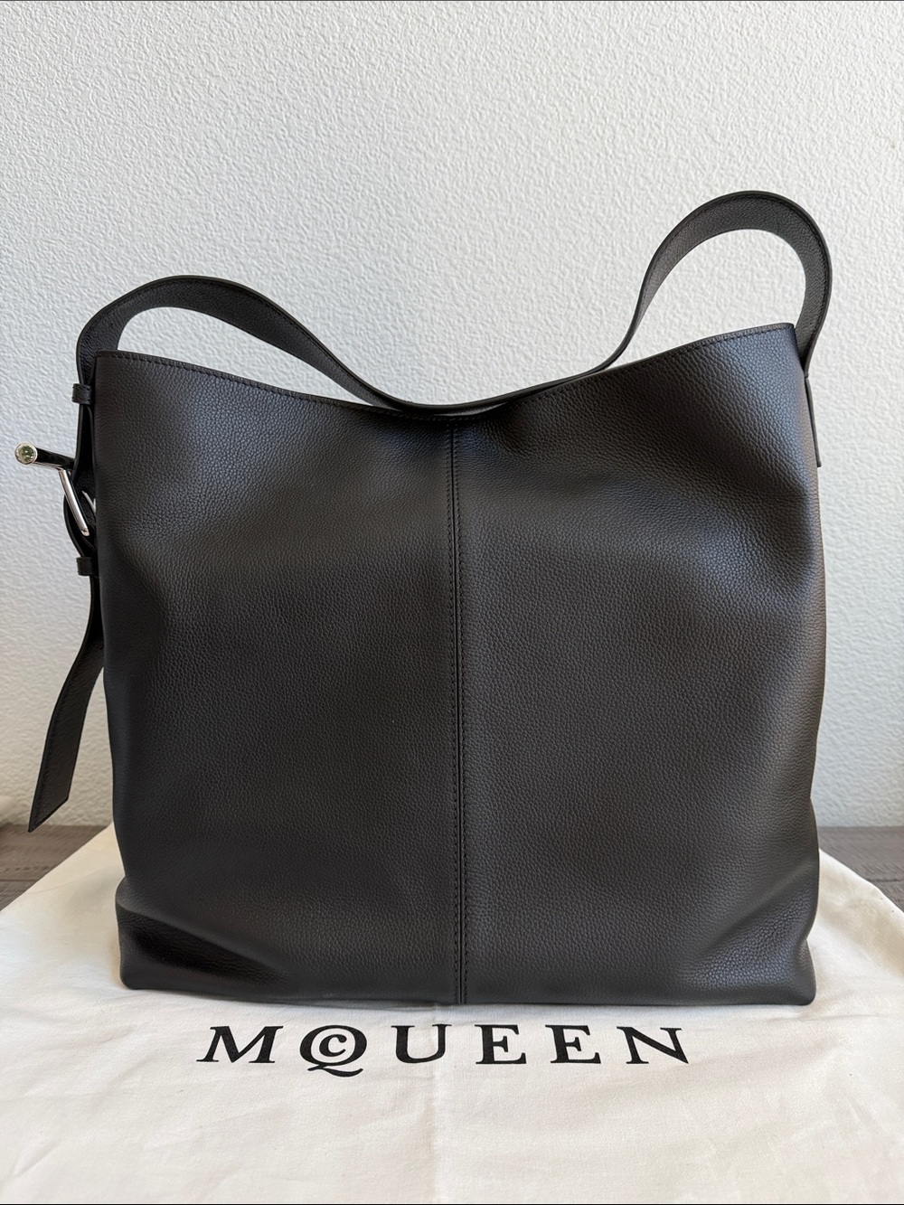Alexander McQueen T-Bar Sling Shoulder Bag NWT, Dust bag included